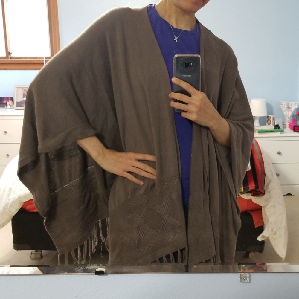 European Shawl